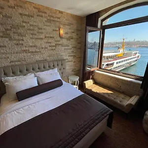 Weingart Port Seaside Hotel Istanboel