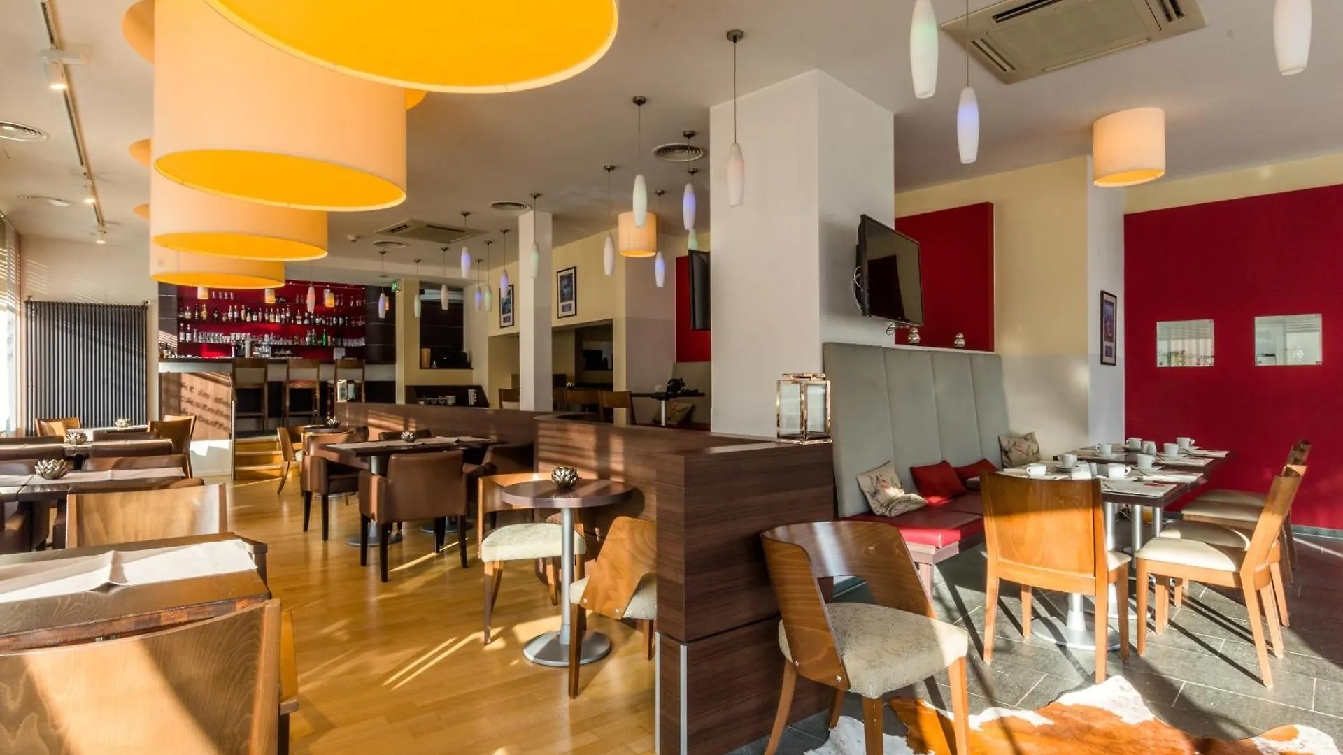 Hotel Esplanade דורטמונד 4*,  גרמניה